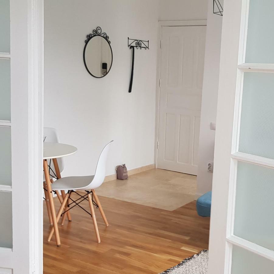 Old Town Apartament Apartment Търговище Екстериор снимка