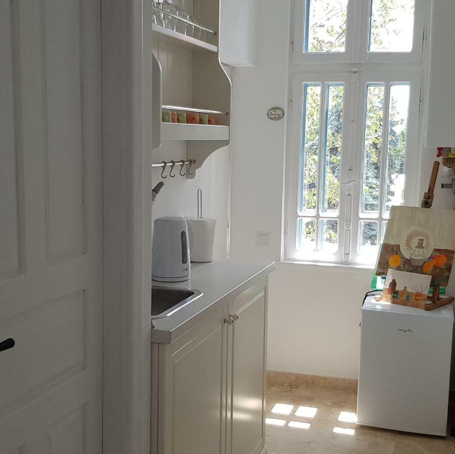 Old Town Apartament Apartment Търговище Екстериор снимка
